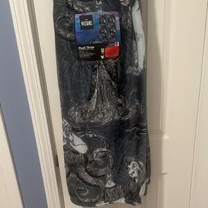 Disney Villains Gray Plush Throw